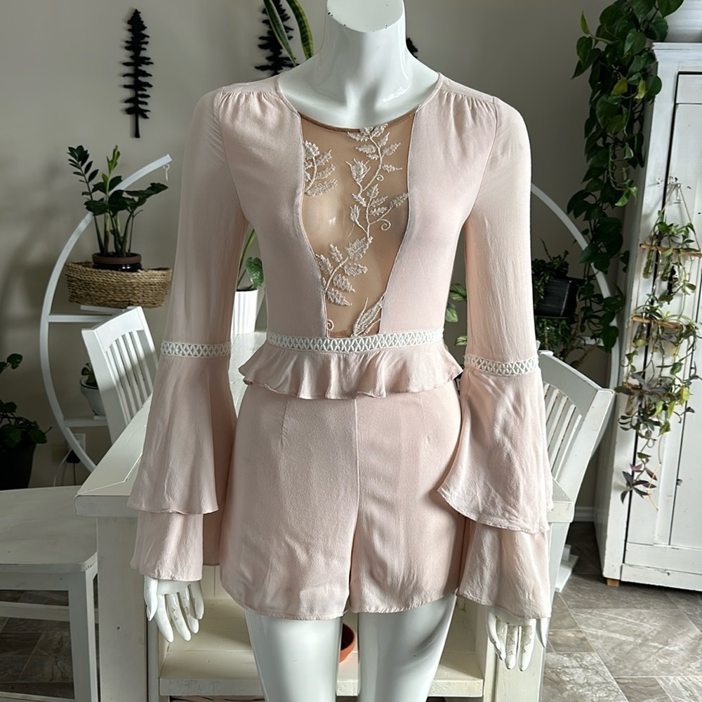 For love and lemons size XS blush pink one piece shorts Amelia romper